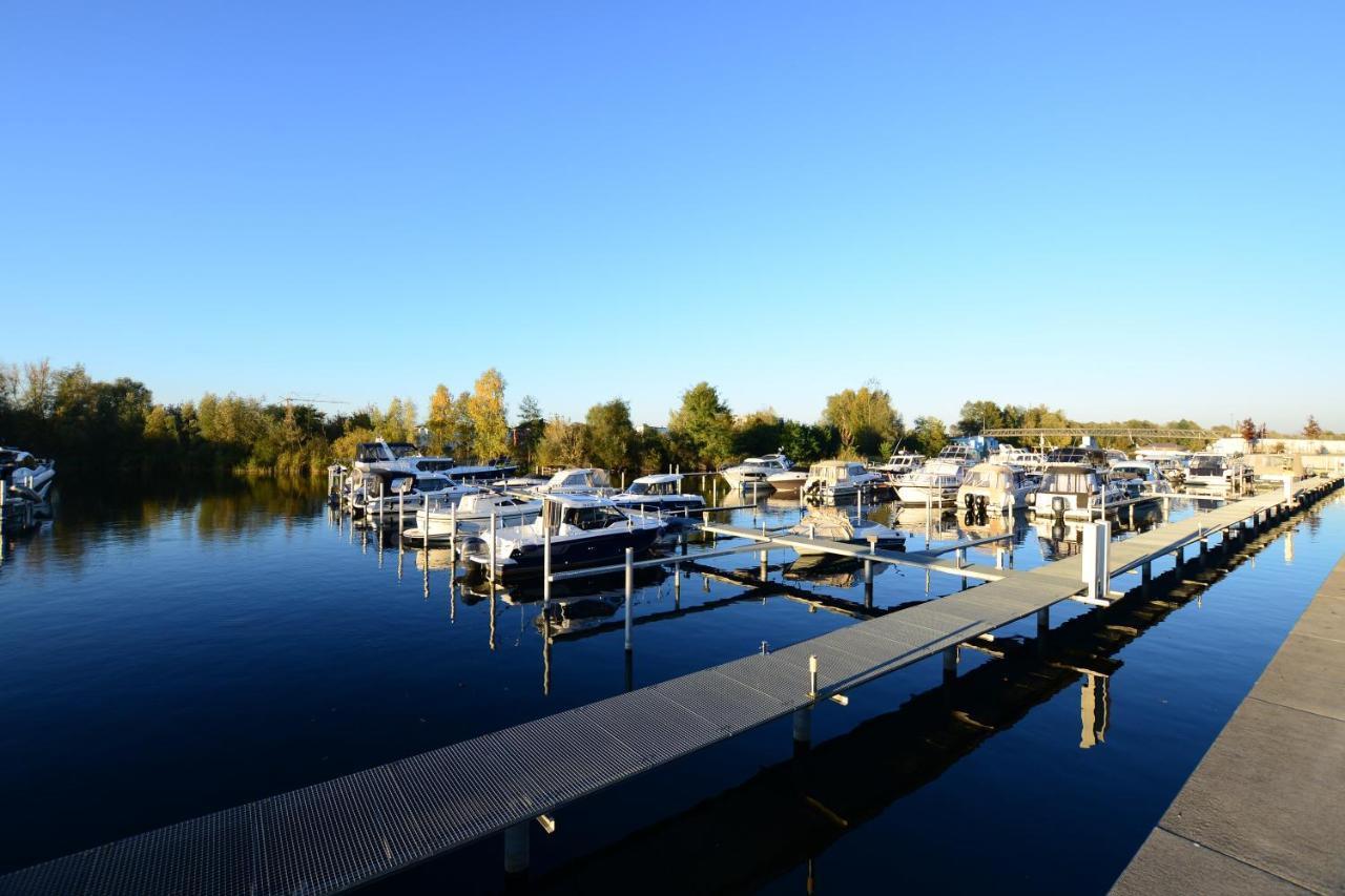 Luxstay Werder Kolonie Zern Екстериор снимка